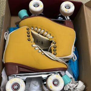 Chaya 38 ladies Yellow Roller Skates with White Wheels